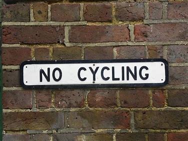 Are Anti-Cyclist Articles Just Clickbait? The Research Behind Online Outrage.